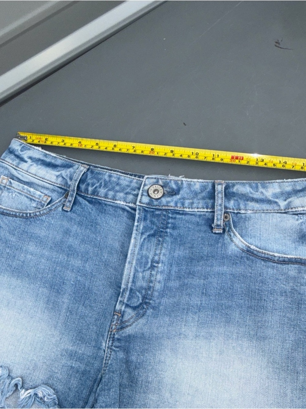 Paige Light Blue Denim Frayed Hem Women’s Shorts - Picture 12 of 12